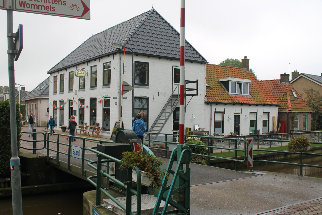 Bustour langs historische dorpscafés in Fryslân Erfgoed Magazine