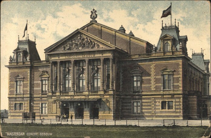 Het Concertgebouw heropent de historische Museumpleinentree