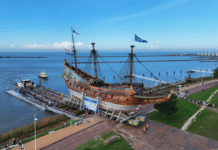 Batavia succesvol op land geplaatst in Lelystad